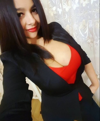 Алия, 1999 лет